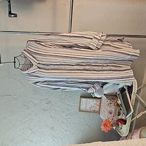 Artisan New York linen striped roll tab sleeve shirt. Size 3X
